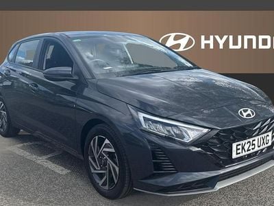 Used Hyundai i20 Advanced 101 HP (74 kW) 2025 Grey Hatchback