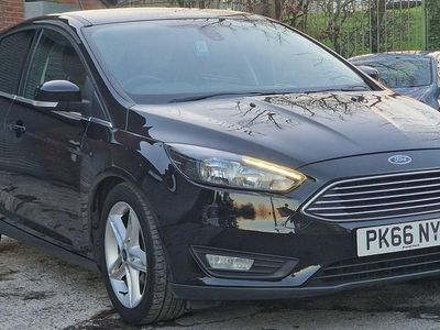 Black Used 2016 Ford Focus Zetec Hatchback | £4,725 (Fair price)