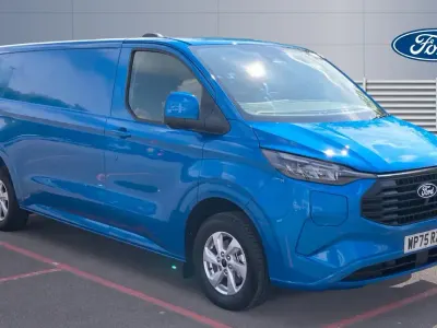Used Ford Transit Custom Limited 232 HP (170 kW) 2025 Van
