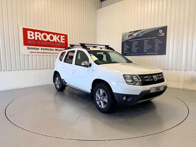 Used Dacia Duster Lauréate 125 HP (91 kW) 2018 White SUV