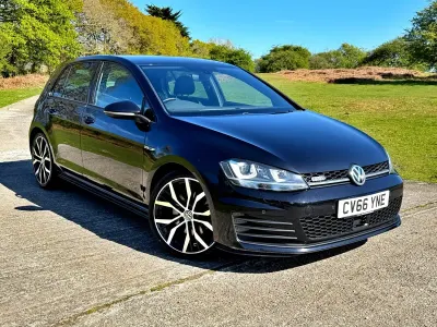 Used VW Golf VII GTD 184 HP (135 kW) 2016 Black Hatchback