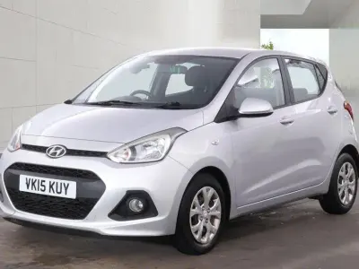 Used Hyundai i10 SE 67 HP (49 kW) 2015 Silver Hatchback