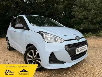 Used Hyundai i10 67 HP (49 kW) 2019 Grey Hatchback