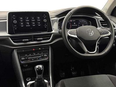 Usado VW T-Roc Style 150 HP (110 kW) 2025 Azul SUV