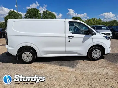 Usado Ford Transit Custom Trend 110 CV (80 kW) 2025 Blanco Van