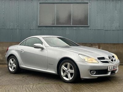 Used Mercedes SLK200 184 HP (135 kW) 2010 Silver Cabriolet