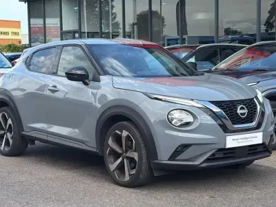 Used Nissan Juke Tekna 112 HP (82 kW) 2023 Grey SUV