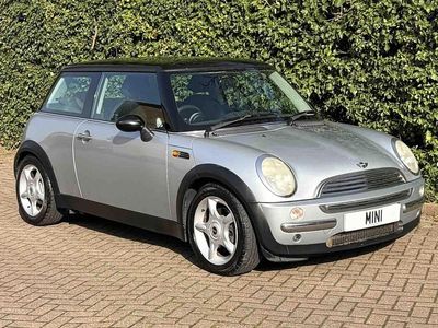Used Mini Cooper Hatch 2001 Pure silver metallic Hatchback