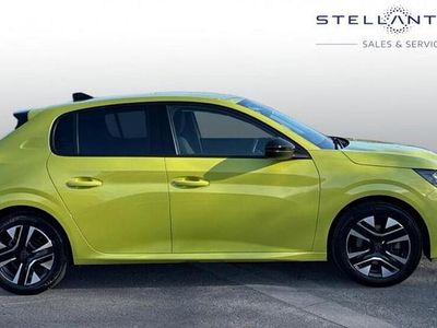 Used Peugeot 208 Allure 99 HP (72 kW) 2024 Yellow Hatchback