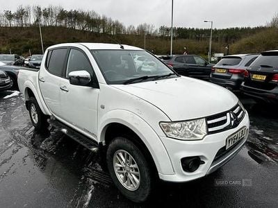 White Used 2014 Mitsubishi L200 Pickup | £7,450 (Good price)