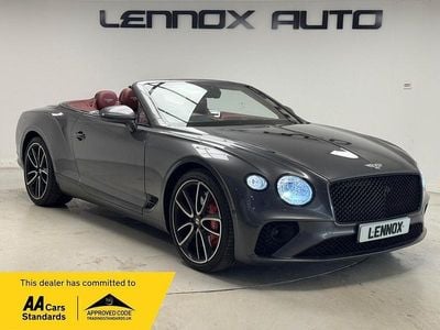 Begagnad Bentley Continental 550 HK (404 kW) 2021 Grå Cab