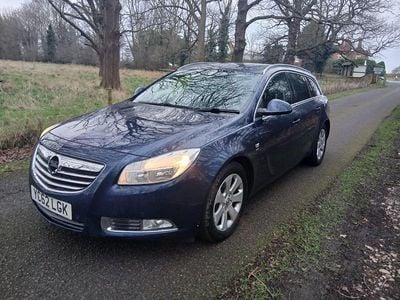 Used Vauxhall Insignia SRi 160 HP (117 kW) 2012 Blue Estate