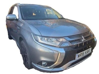 Used Mitsubishi Outlander P-HEV 200 HP (147 kW) 2016 Grey SUV
