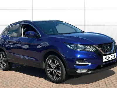 Used Nissan Qashqai N-Connecta 140 HP (102 kW) 2019 Blue SUV