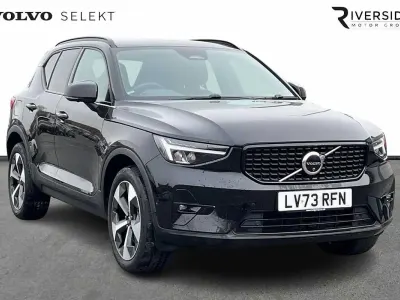 Usado Volvo XC40 Plus 2023 Negro SUV