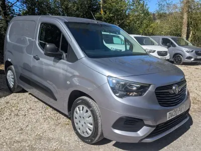 Used Vauxhall Combo Sportive 100 HP (73 kW) 2020 Grey MPV