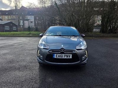 Usado Citroën DS3 120 HP (88 kW) 2011 Cinzento Citadino