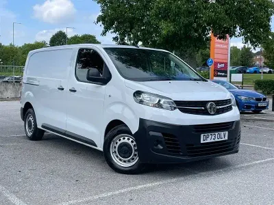 Used Vauxhall Vivaro S 100 HP (73 kW) 2024 White MPV