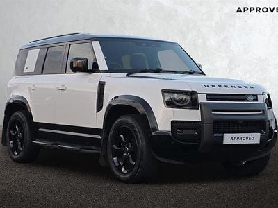 Fuji white Used 2024 Land Rover Defender HSE Dynamic Estate | £69,095 (Fair price)