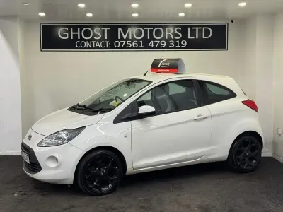 Used Ford Ka Zetec 69 HP (50 kW) 2015 White Hatchback