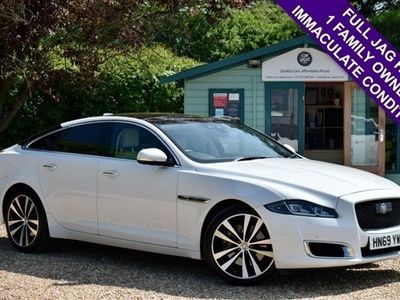 Jaguar XJ