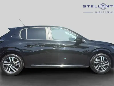 Used Peugeot 208 Active+ 99 HP (72 kW) 2023 Black Hatchback