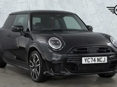 Used Mini Cooper Hatch 154 HP (113 kW) 2024 Black Hatchback