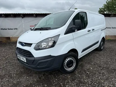 Used Ford Transit Custom 105 HP (77 kW) 2017 White Van