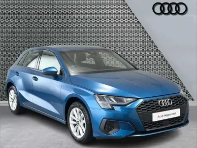 Usado Audi A3 147 HP (108 kW) 2022 Azul Sedan