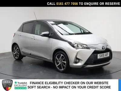 Used Toyota Yaris 111 HP (81 kW) 2019 Silver Hatchback