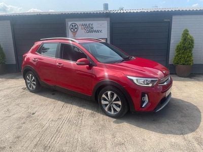 Red Used 2021 Kia Stonic SUV | £6,995 (Fair price)