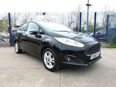 Used Ford Fiesta Zetec 75 HP (55 kW) 2017 Black Hatchback