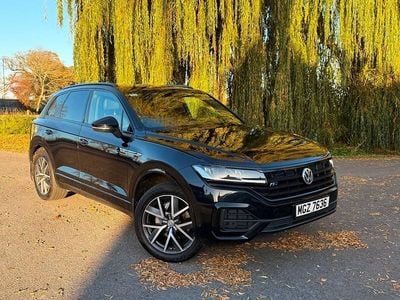 Black Used 2019 VW Touareg R-line SUV | £22,250 (Fair price)