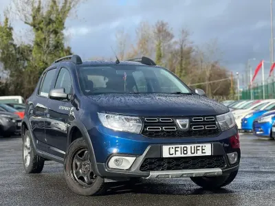 Używany Dacia Sandero Essentiel 90 KM (66 kW) 2018 Niebieski Hatchback
