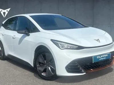 Begagnad Cupra Born 150 kW (204 HK) 2024 Halvkombi