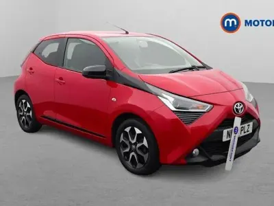 Used Toyota Aygo Trend 72 HP (52 kW) 2019 Red Hatchback