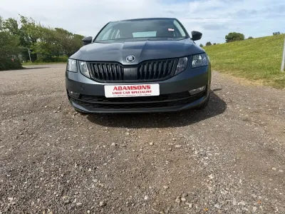 Usado Skoda Octavia SE Technology 150 CV (110 kW) 2020 Gris Utilitario