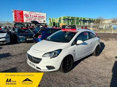 Begagnad Vauxhall Corsa SRi 2016 Vit Halvkombi