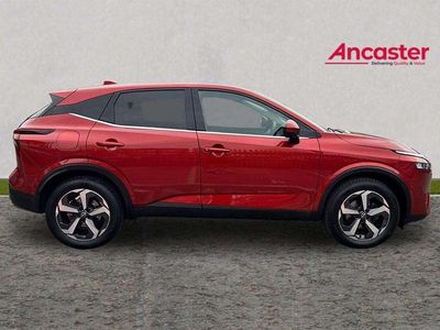 Used Nissan Qashqai N-Connecta 138 HP (101 kW) 2022 Red SUV