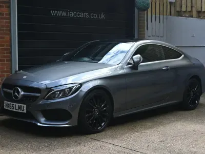 Usado Mercedes C200 AMG Line Premium 184 CV (135 kW) 2016 Plateado Berlina