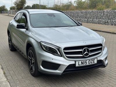 Mercedes GLA220