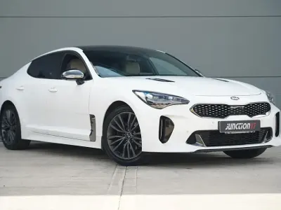 Used Kia Stinger GT-Line S 200 HP (147 kW) 2019 White Hatchback
