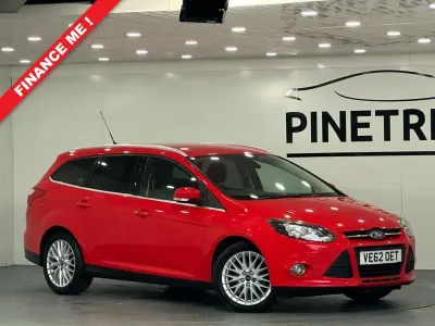 Used Ford Focus Zetec 125 HP (91 kW) 2013 Red Estate