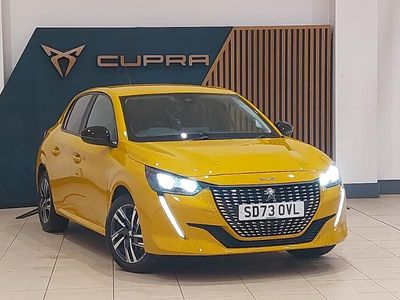 Used Peugeot 208 Active+ 100 HP (73 kW) 2023 Yellow Hatchback