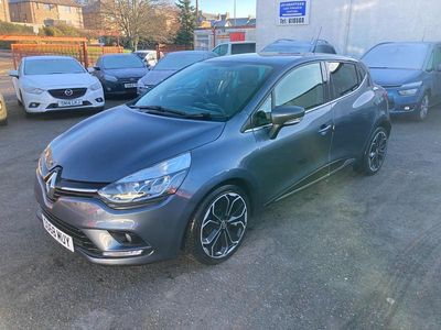 Usado Renault Clio IV Iconic 90 HP (66 kW) 2018 Cinzento Citadino