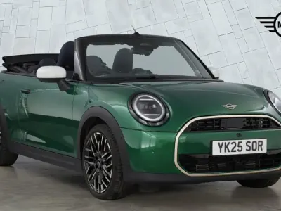 Used Mini Cooper 118 kW (161 HP) 2025 Green Hatchback