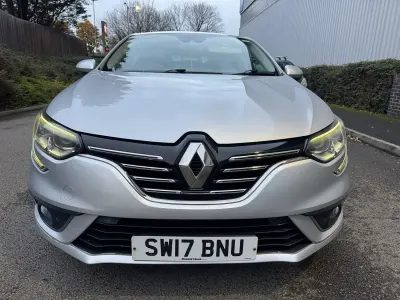 Used Renault Mégane Dynamique 2017 Silver Hatchback