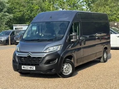 Usado Citroën Relay 140 HP (102 kW) 2022 Cinzento Van