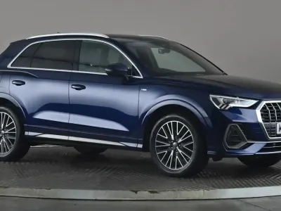 Usado Audi Q3 S-Line 150 HP (110 kW) 2020 Azul SUV