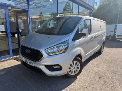 Usado Ford Transit Custom Limited 130 HP (95 kW) 2022 Prateado Van